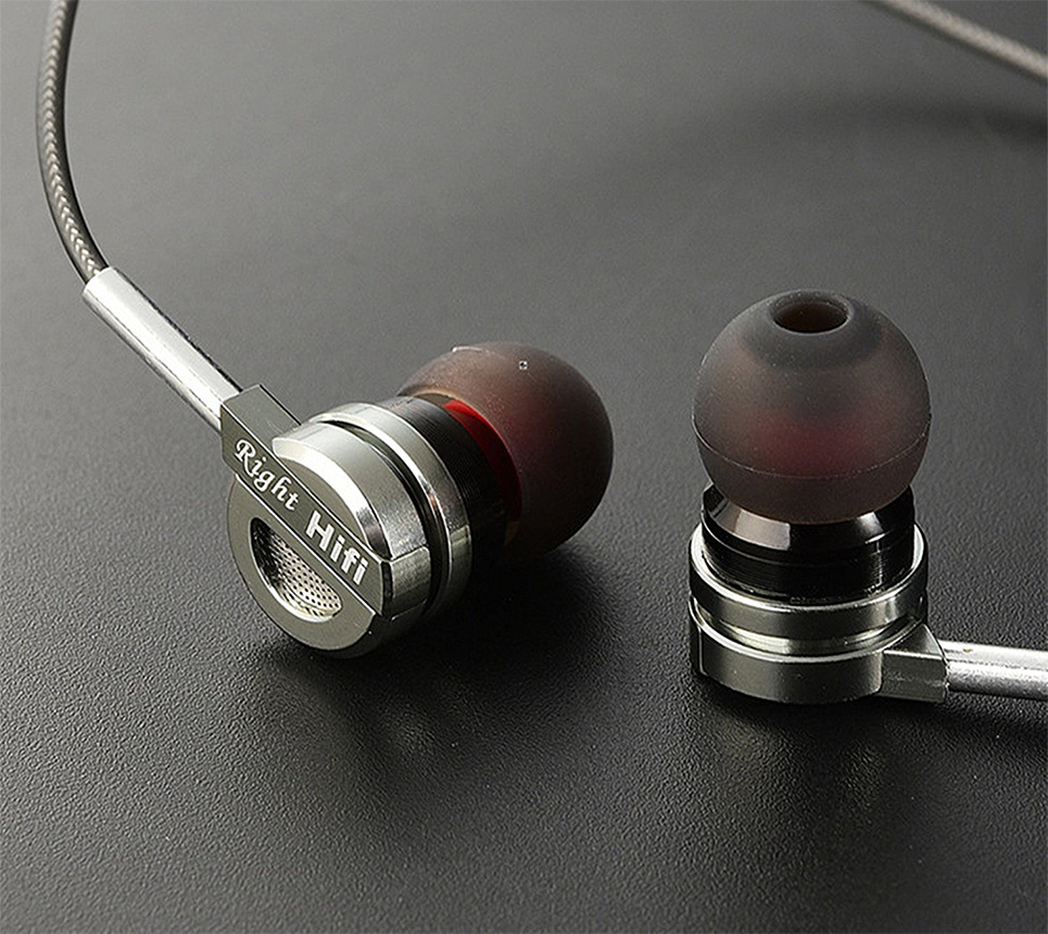 hifi-sluchatka-do-usi-kovova-s-mikrofonem-qkz-dm9